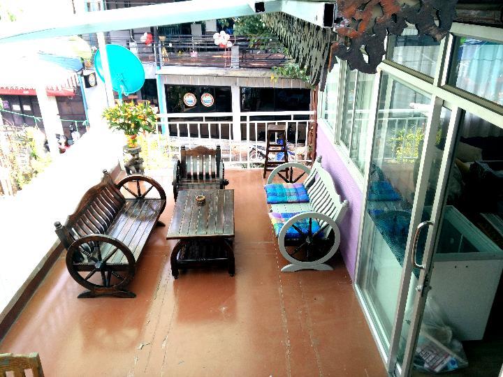Yin Yang Guesthouse Чиангмай Экстерьер фото